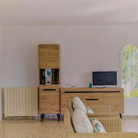 Colombia 16-1 By Interhome L'Alfas del Pi